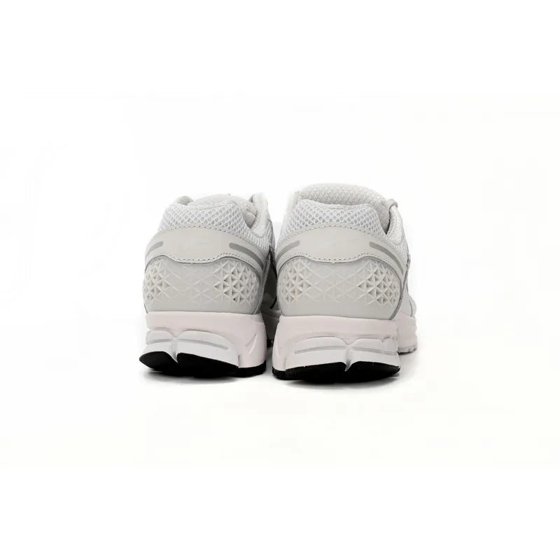 NIKE AIR ZOOM VOMERO 5 GREY